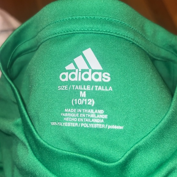 Adidas boys green short sleeve- worn once - Picture 3 of 3
